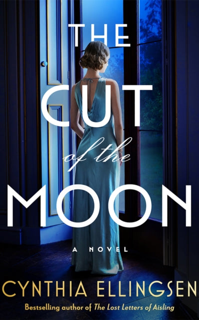 9781662529399, The Cut of the Moon : A Novel