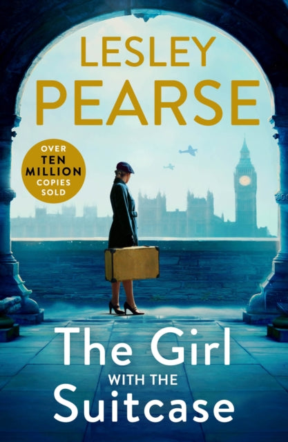 9780241678114, The Girl with the Suitcase