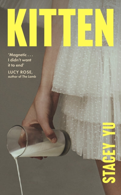 9781399754309, Kitten : A debut novel about mothers, class, love, and the dizzying task of becoming yourself