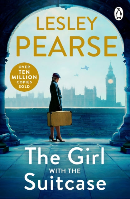 9781405962223, The Girl with the Suitcase